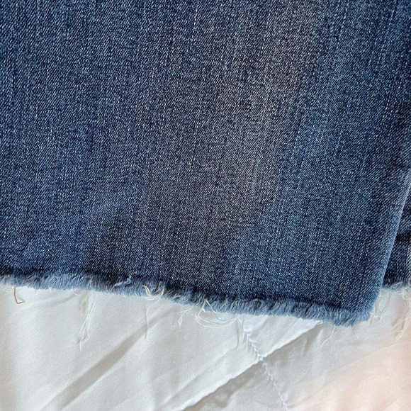 Banana Republic Women’s Raw Edge Girlfriend Denim Jeans - Picture 3 of 6